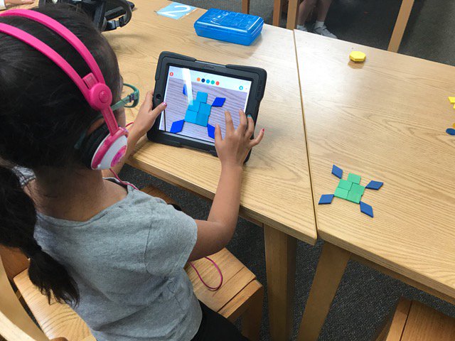 nicsteele1111's tweet photo. #sbsdedu shared their sea creature made of shapes on #educreations. #ssfsbsd https://t.co/WBoUn7MWun