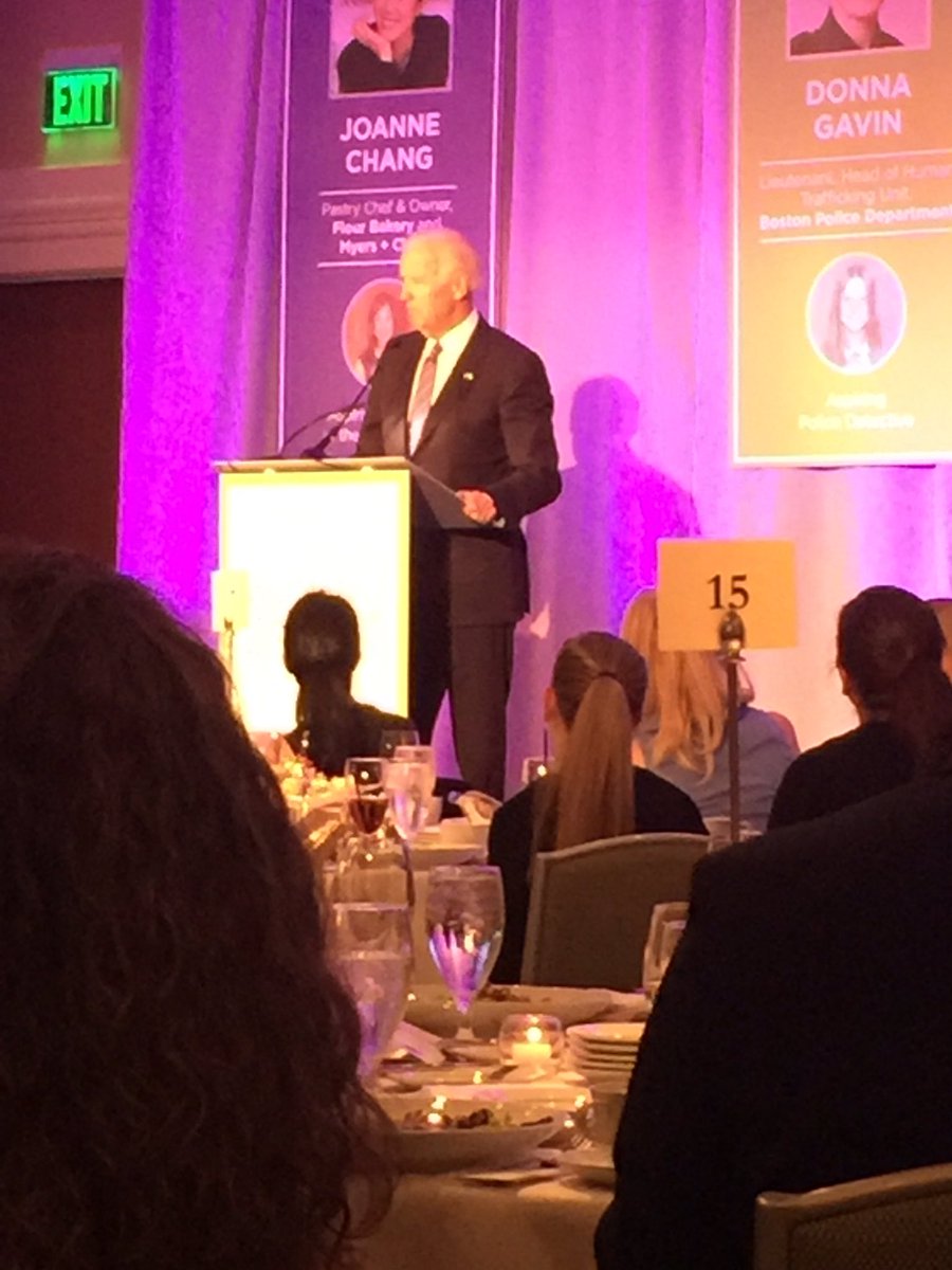 RoseCorcoran9's tweet photo. @BGCDorchester NEWLA dinner's surprise guest @JoeBiden message: there's absolutely nothing boys can do in our country that girls cannot https://t.co/WJy7fJ06p5