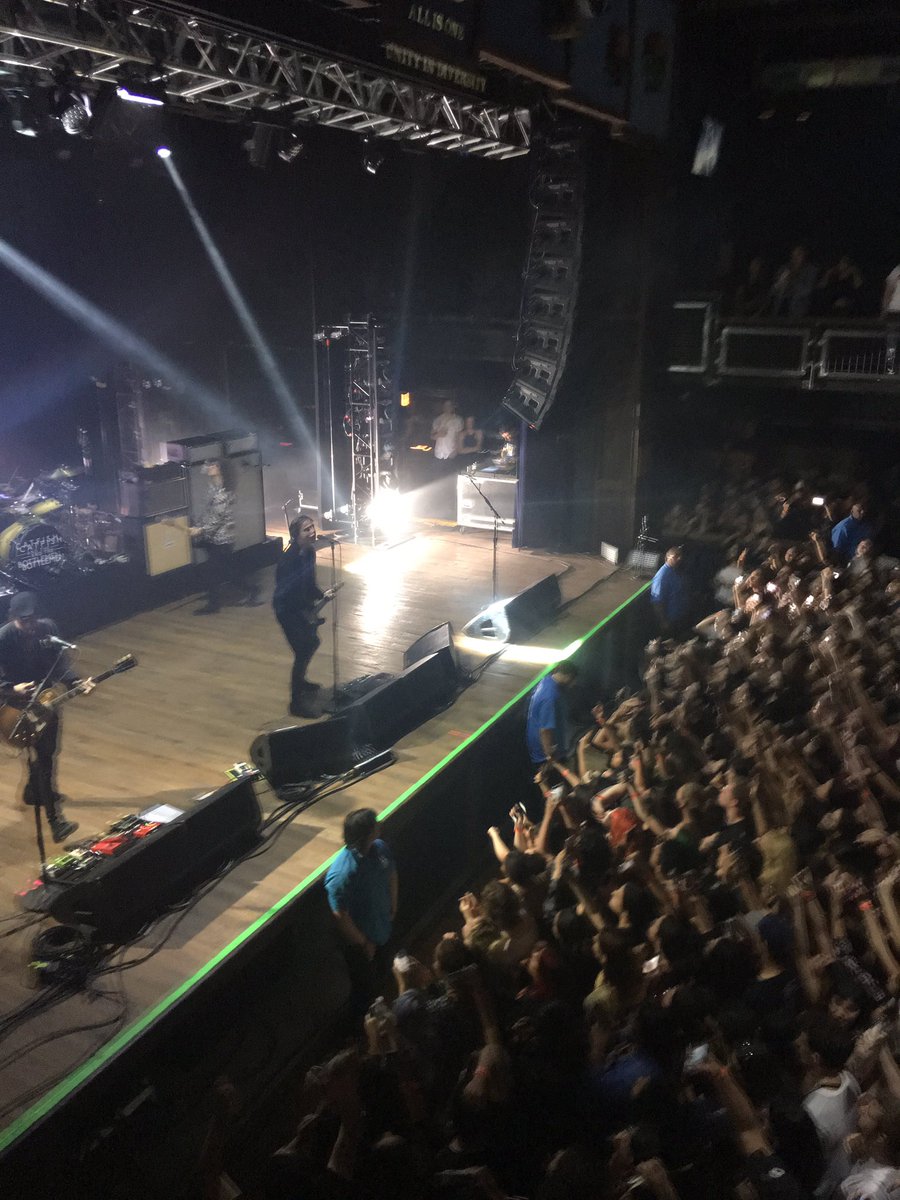 emmi_cole's tweet photo. So tonight was an interesting concert. But @thebottlemen was still amazing, thanks for coming and performing again https://t.co/1KRdm6h0gu