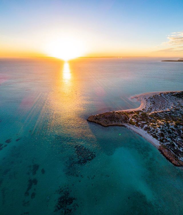 Australia's tweet photo. #DirkHartogIsland is putting on a show to end the day (via IG/willwardlephoto in @WestAustralia) https://t.co/6PMGeSl2An