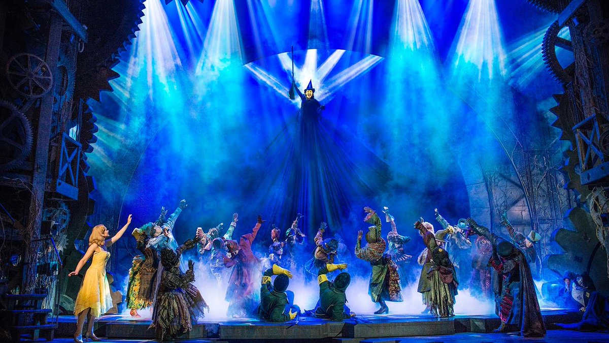 WhatsOnStage's tweet photo. New cast announced for Wicked https://t.co/v1lX2kjDjw https://t.co/ULLIhdtMBX