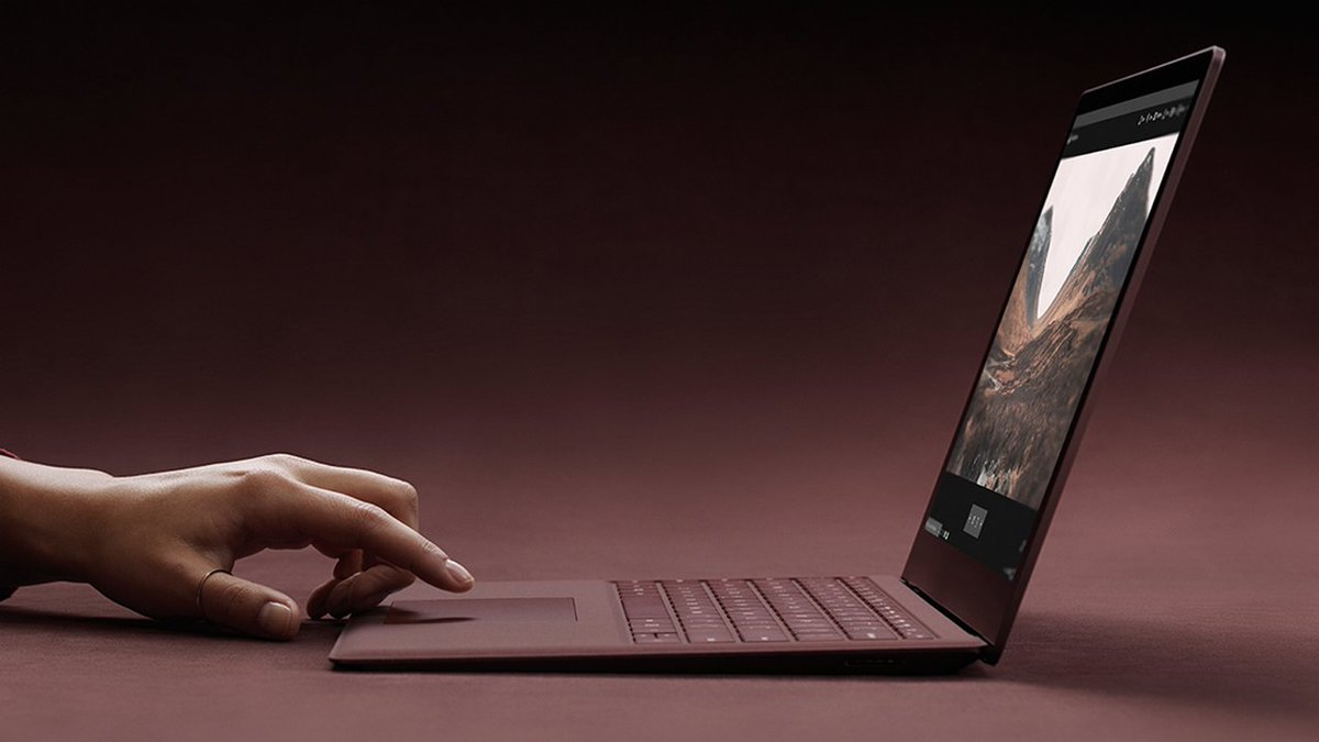Itsmesasidhar's tweet image. #News_Analysis #Apple_Macbook_Pro #Microsoft New Microsoft Surface Pro vs Surface Laptop: Which one you should get tech.firstpost.com/news-analysis/…