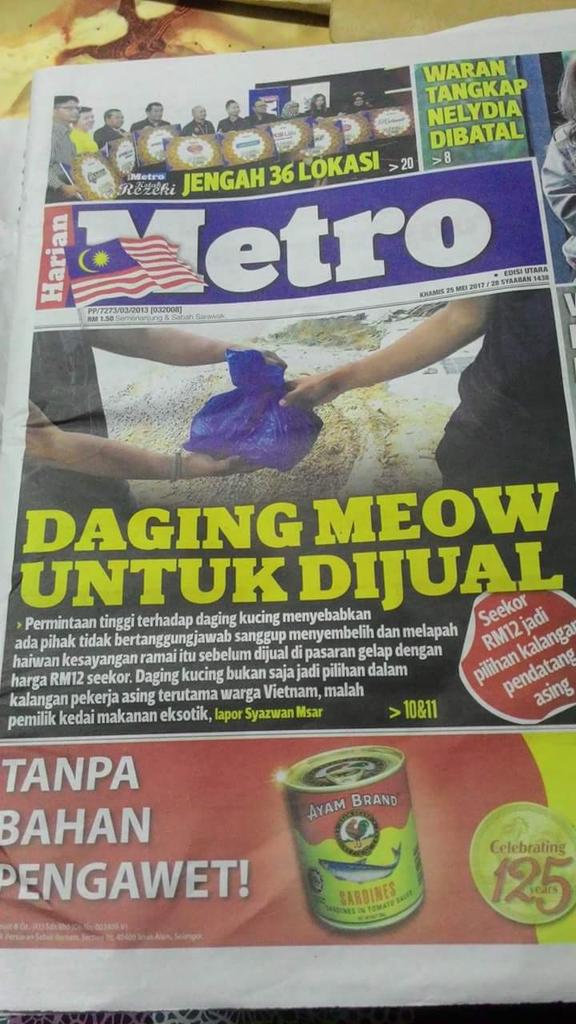 hellomeow_as's tweet photo. siapa cakap buang kucing kat jalanan, kucing akan selamat ? 

sekarang jadi sumber makanan pulak.
@bujibu_chempel https://t.co/BTjKdSvbTd