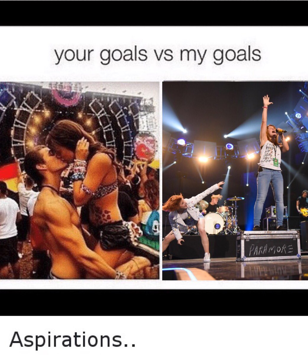 2017 GOALS. 
Miz Biz? #prettyplease 🙏🏻 @yelyahwilliams <a href="/paramore/">paramore</a>