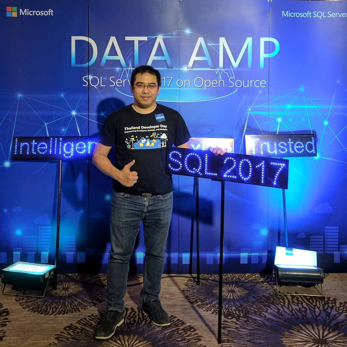 surasuk612's tweet image. ขอแสดงความยินดีกับไมโครซอฟท์ เปิดตัว SQL Server 2017 on Linux #SQLonLinux