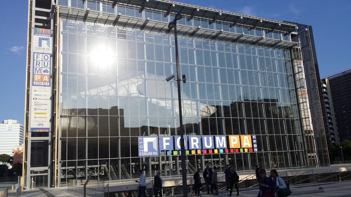 Urbact_IT's tweet photo. Gli appuntamenti @URBACT oggi a #forumpa17
9.30-11 Urban Breakfast @Habitat3UN 
11-14 Tavolo nazionale città Urbact
15-18 L'Europa concreta https://t.co/QLb3eYw1F6