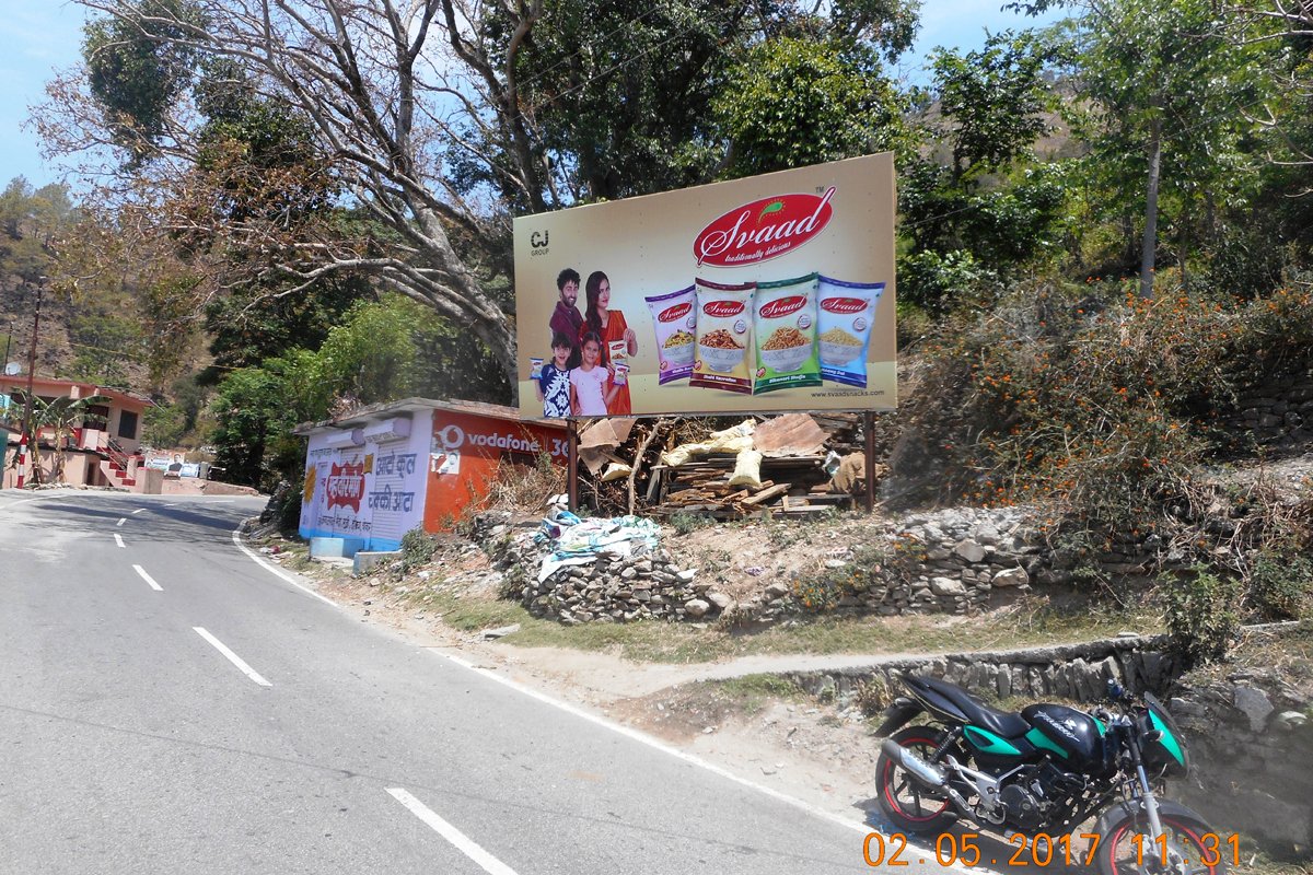 reshuadvertise's tweet photo. #Svaad campaign hoarding established by #ReshuAdvertising Pvt. Ltd. in Uttar Pradesh And Uttrakhand #India.

#CJGroup #SvaadNamkeen https://t.co/sMomsAt9RP
