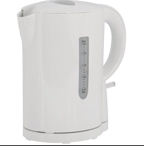 Four days and counting for room service to bring us a Kettle. Last resort is yo try Twitter. #secretsplayaM
#5*Never