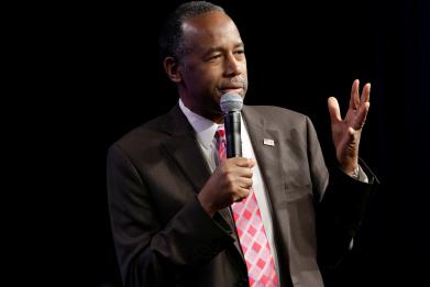 Newsweek's tweet photo. Ben Carson calls poverty "a state of mind" https://t.co/d6TutRU0n0 https://t.co/ptRqBNDQnx