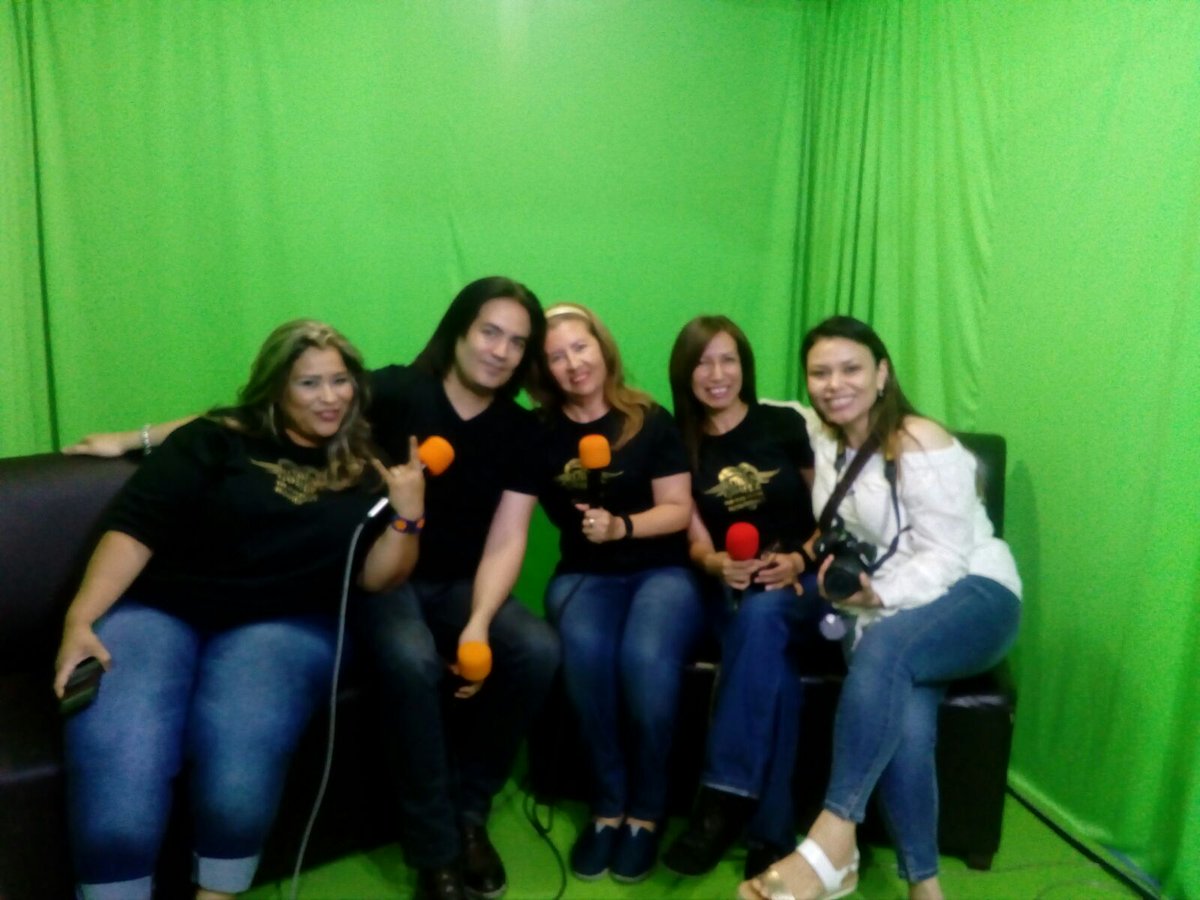 RubenGomezfcMTY's tweet photo. @RubenGomezKane  en su visita a la radio, los esperamos todos los viernes en https://t.co/1z5cO4REjy @kettagloria gracia https://t.co/12kDPkhtDm