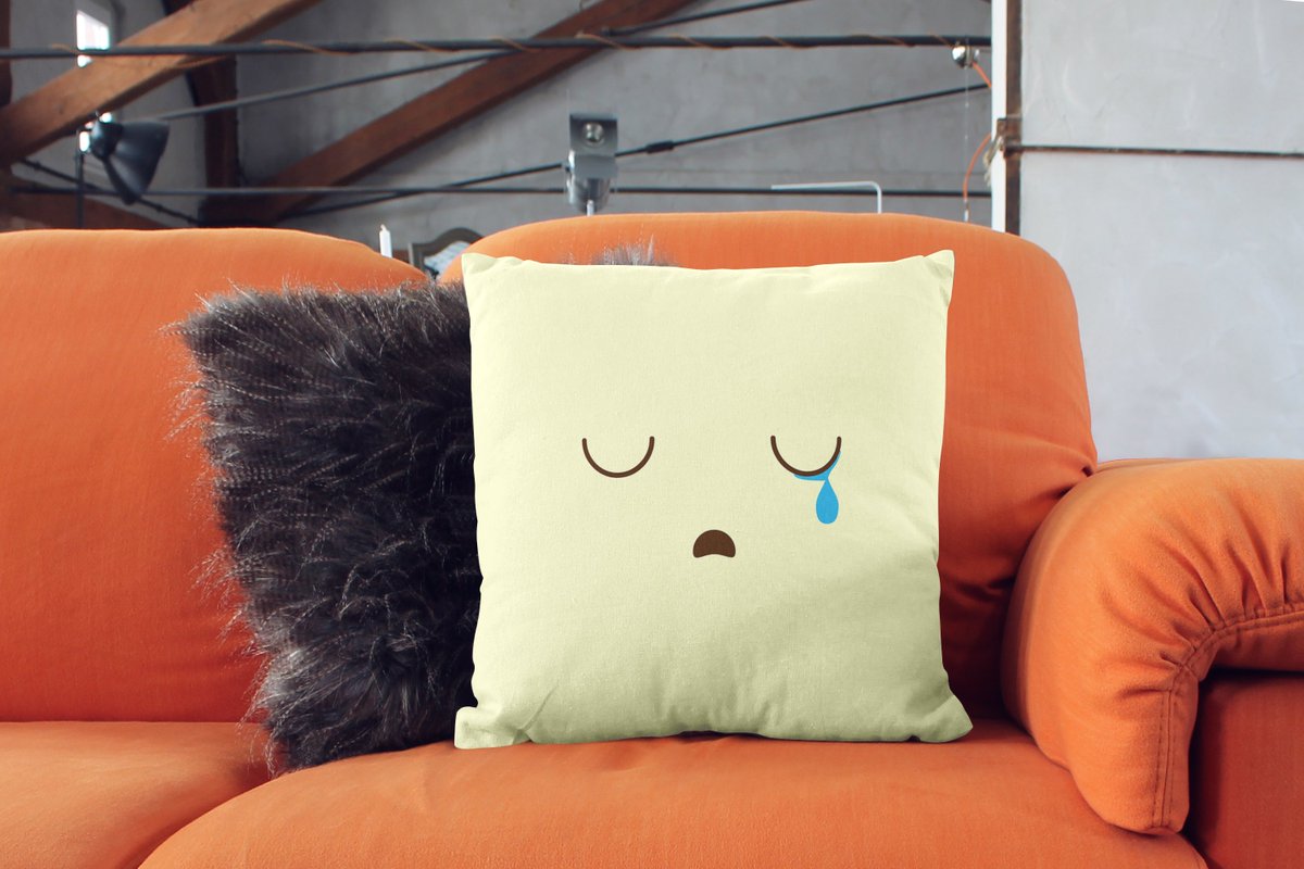 CreativeStoreID's tweet image. #kodein orang lain itu gak sulit kok, contohnya kalau bantal yang  ini. Yuk temukan lebih banyak #kode hanya di bit.ly/CreativeStoreiD. :)