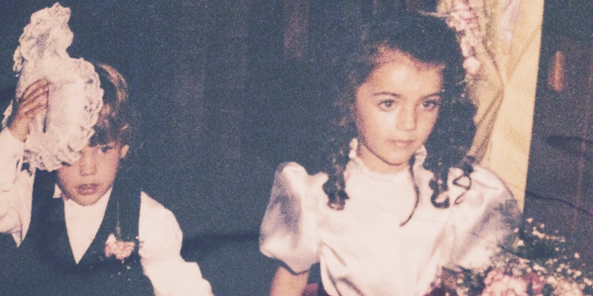 karlahillam's tweet photo. #throwbackthursday to when I was #flowergirl for the 5th time! #futuresigns #alwaysthebridesmaid #eyes #paigeboy #babysbreath #curls https://t.co/PZXLMPPJ8h