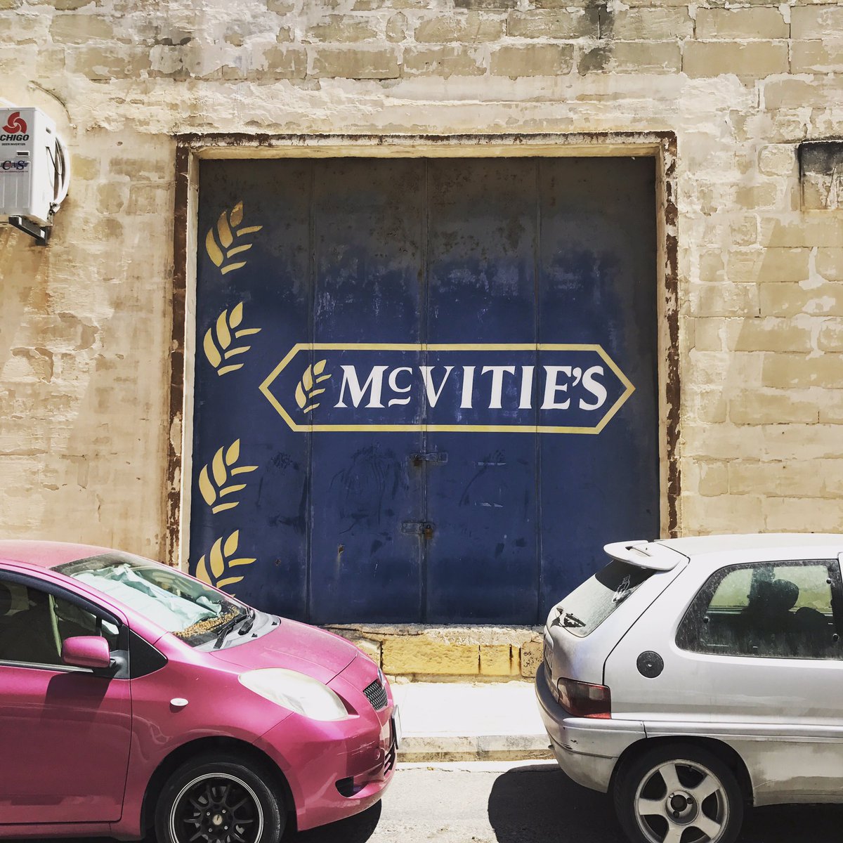 PhilipMorrison_'s tweet photo. #throwbackthursday #oldschool #mcvities signage in #Malta. @pladisglobal @McVities https://t.co/QqnbAV7L0G