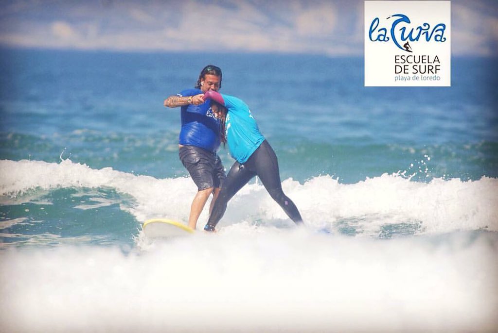 SurfLaCurva's tweet photo. @sixtespana @pmartint26 @Northweek Algo así? #SurfTrip https://t.co/KRG7wCpI7Y