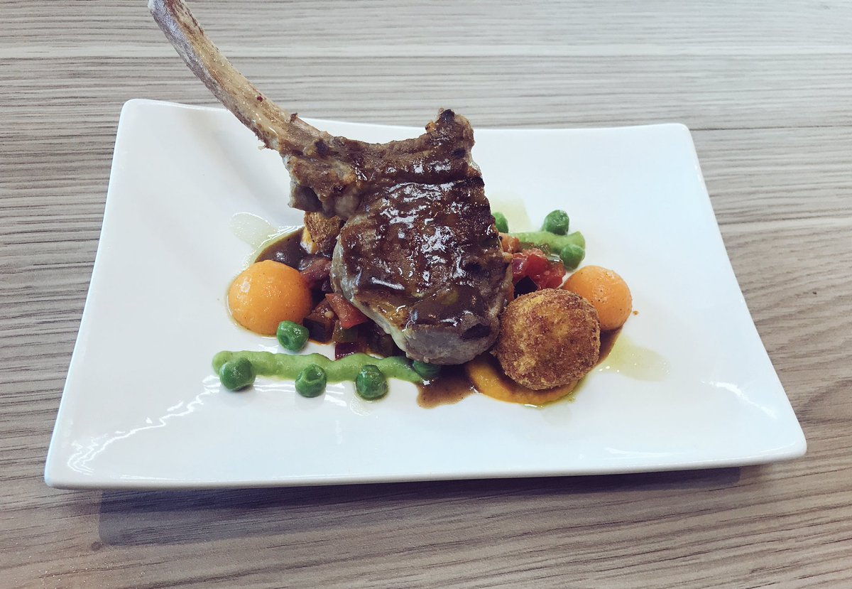 jadenetager's tweet image. Deliciousness prepared by @chef_bennym on #POWERLunch on @Powerfm987 ahead of @LeKapEvents happening next month.
