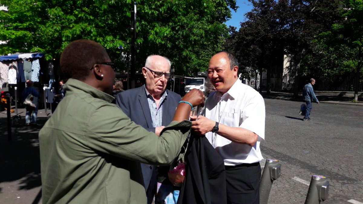 Opération Place nationale avec #BuonTan2017 #legislatives2017 #LREM  #MoDem  cc <a href="/BuonTAN/">Buon TAN</a> #majoritepresidentielle 👍^^