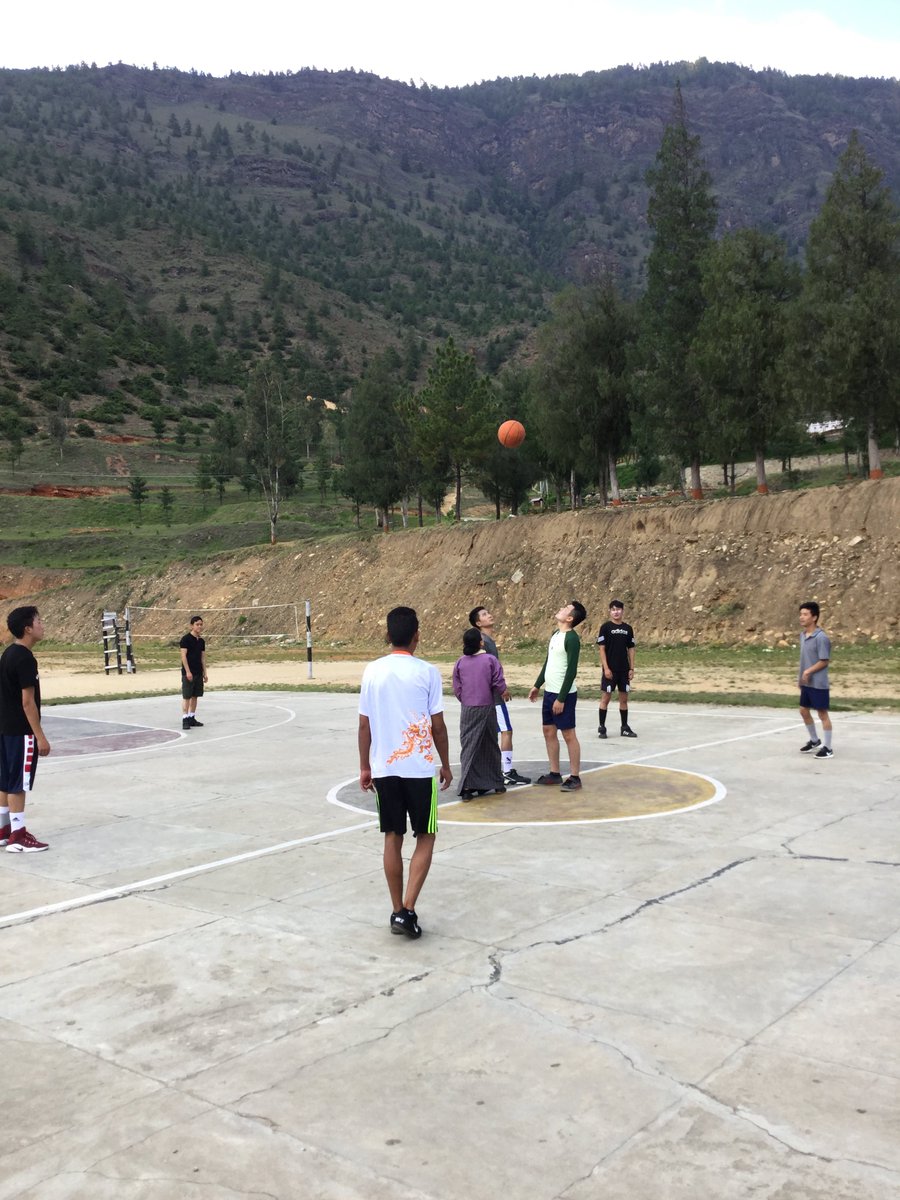 LeMeridienParo's tweet photo. 4th day of Associate Appreciation Week saw activities such as a basketball match and 'Minute to Win it' games #AAW2017 #LMPR #Marriotts90th https://t.co/2H3BQdMnHC