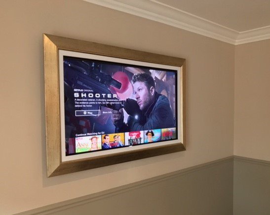 DigiInteriorsUK's tweet photo. Another great job by the DI team. Here are a few pictures of our recent 49" ArtTV motorised canvas Install. #PictureFrameTV https://t.co/RyS3f5SA3q