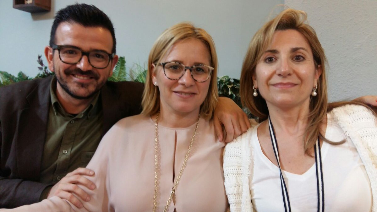villajosrodrigu's tweet photo. Anoche @PopularsPaterna con @carmencontelles @GrupoPPDival
Lujazo disfrutar junto a l@s afiliad@s
#FentComarca
#FentProvíncia
#FentPartit https://t.co/rlRWQTXpUW