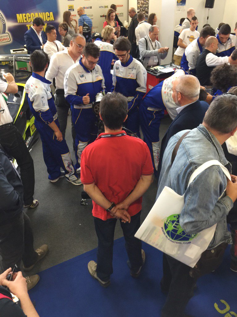 mphillipsmedia's tweet photo. Technicians in training @Autopromotec https://t.co/4A9dCAPvZg