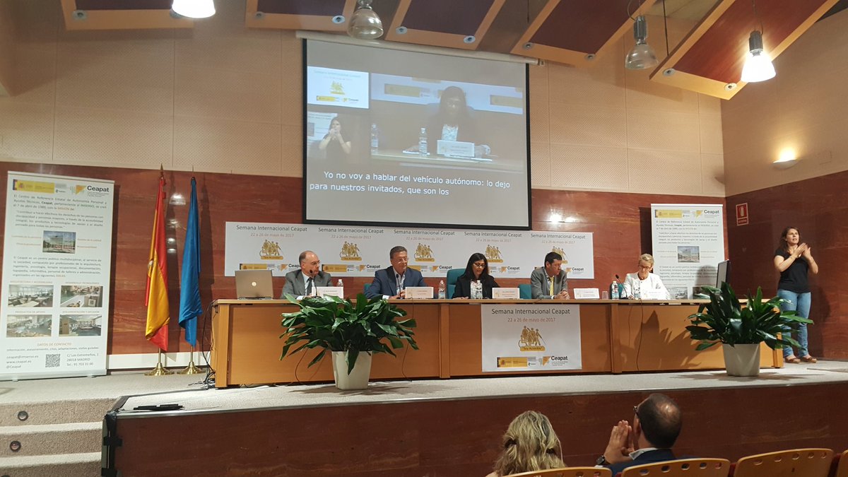 Inicio del 4° día de la Semana Internacional #Ceapat17 . Retos del Vehículo autónomo #accesible y #robotica para la #vida #Independiente .
