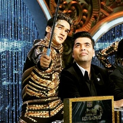 Happy birthday karan johar sir...  