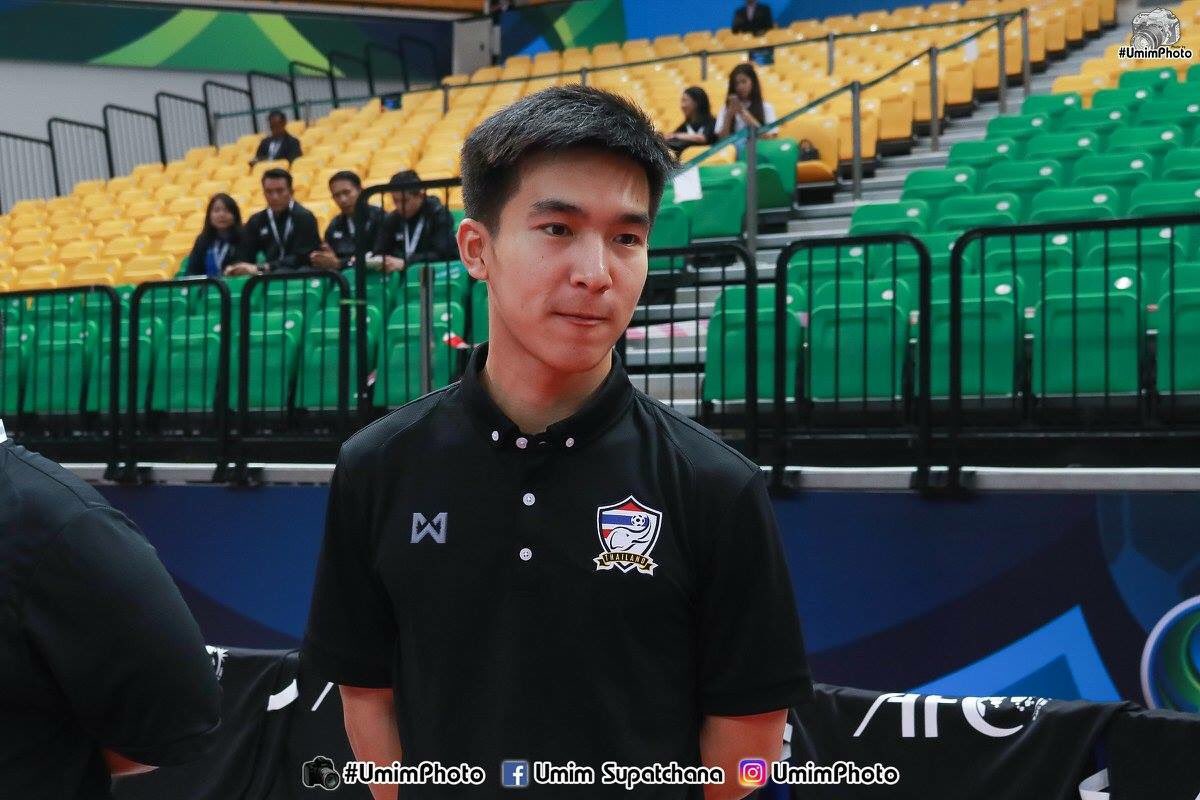 tarntm's tweet image. อ่ะ ดูเพื่อนชั้นไปถ่ายรูป ชั้นไม่เคยได้เจออะไรแบบนี้เล้ย55
อั๋น นักวิทยาศาสตร์การกีฬาฟุตซอลทีมชาติไทย

IG : Phichnuva
#ฟุตซอลไทย #ทีมชาติไทย