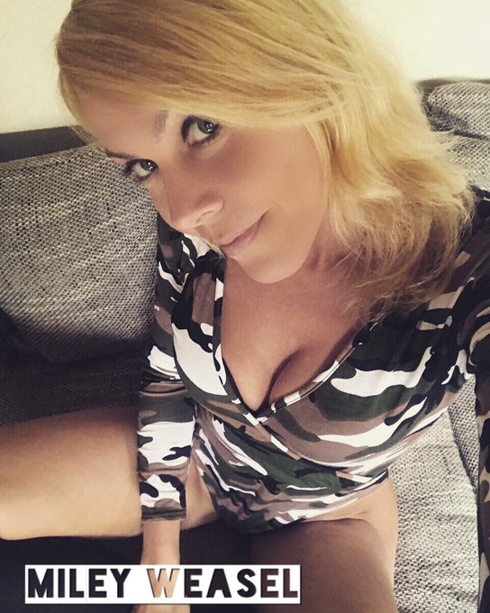 Was k&ouml;nnte ich denn heute so anstellen ? @NudeSelfie1 @sexiest_selfies @mydirtyhobby @mydirtyhobbyen<a class="tags" target="_blank" title="On Twitter" href="/?out=eyJ0eXAiOiJKV1QiLCJhbGciOiJIUzUxMiJ9.eyJpYXQiOjE3MjA3NTMzNjEsImlzcyI6InR3cG9ybnN0YXJzLmNvbSIsIm5iZiI6MTcyMDc1MzM2MSwiZXhwIjoxNzUyMjg5MzYxLCJyZWRpcmVjdF91cmwiOiJodHRwczovL3R3aXR0ZXIuY29tL051ZGVTZWxmaWUxIn0.bXM6BHg21l64zGwkNeLv10tU92RxwfJvSq_gWiMKrmwikgseN-w9a2YYL74uFNnGh-zdZst09EjvnnjP1w2xBQ">@NudeSelfie1</a><a href="/tag/mydirtyhobby"class="tags"><span>#mydirtyhobby</span></a><a href="/tag/wackenopenair"class="tags"><span>#wackenopenair</span></a><a href="/tag/mileyweasel"class="tags"><span>#mileyweasel</span></a><a href="/tag/wa"class="tags"><span>#wa</span></a>