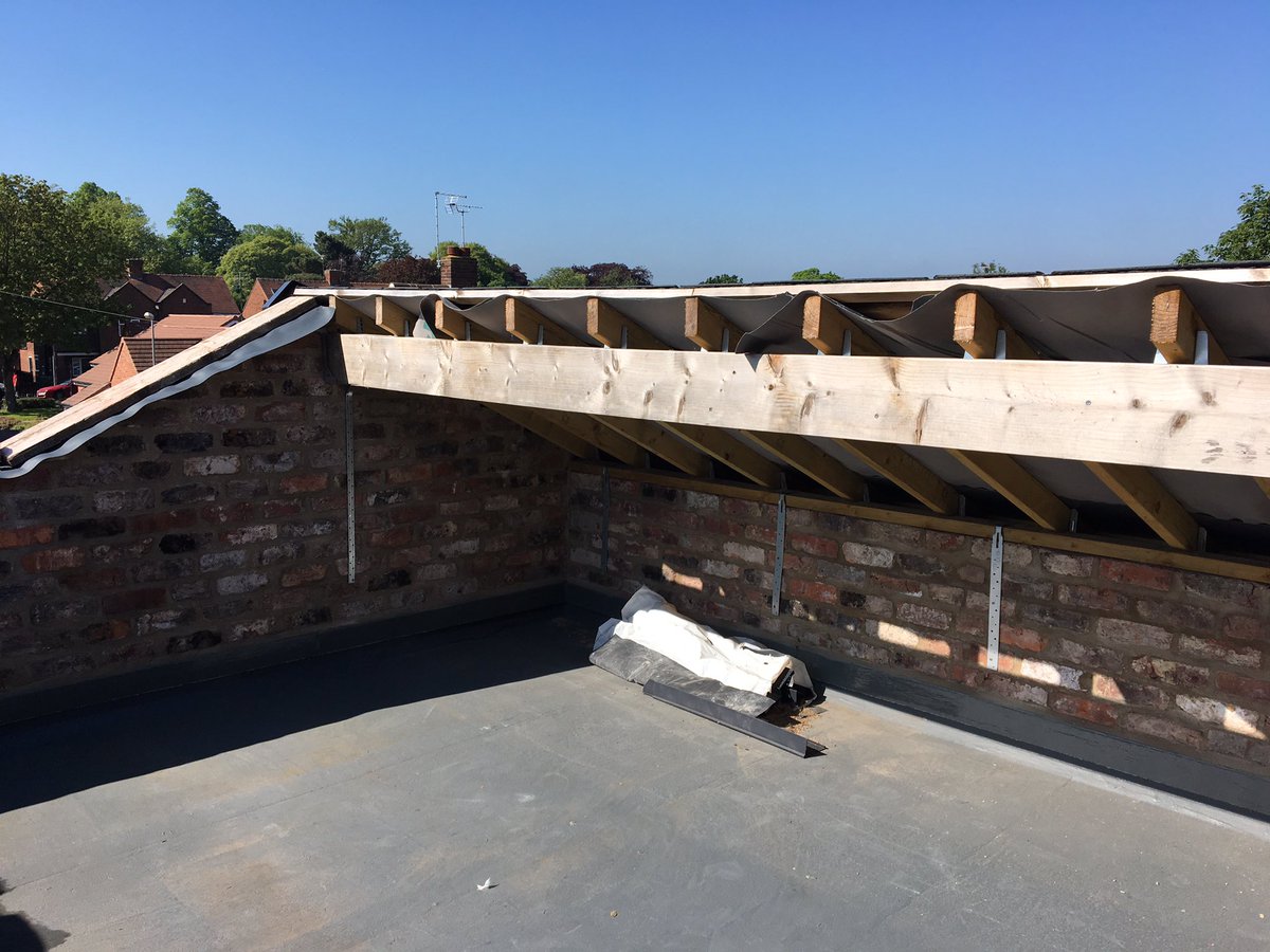 inter_elec's tweet image. Our latest little project in York coming along nicely new holiday let coming soon and perfect roof terrace for days like today ☀️👍