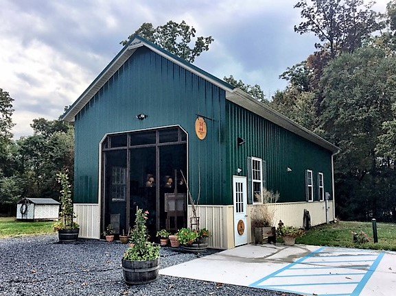 AmericanWineryGuide tweet media