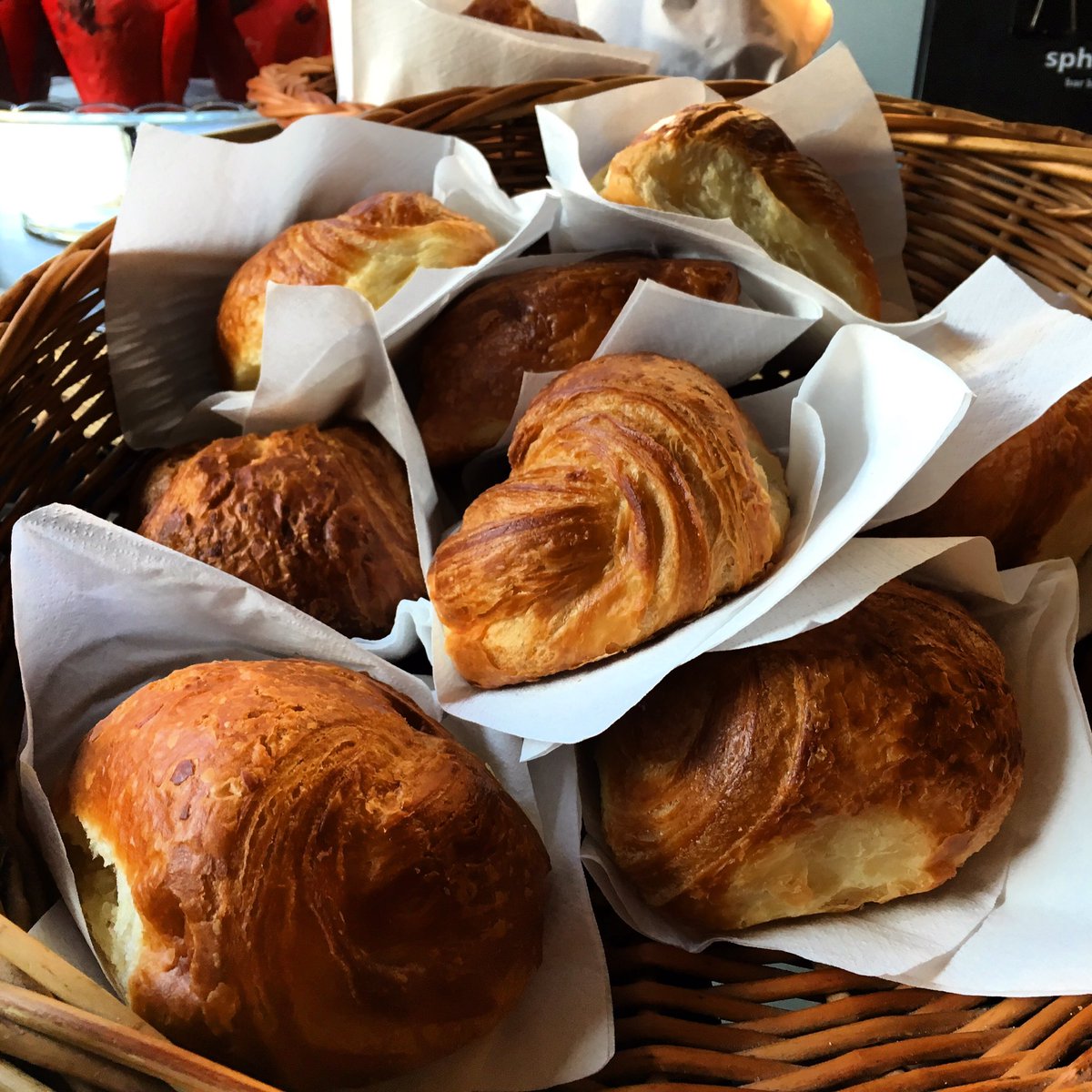 maeusli's tweet photo. #tasteslikesunday #itissunday yummy #food https://t.co/2sJyMqNO6S