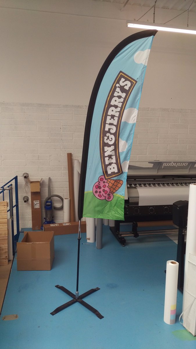 PrintroomIRL's tweet photo. Some flags printed this week. Which would you prefer on a Summers days like today? #printroomirl #teardropbanners #summer #advertising https://t.co/w5vhwbYq1N
