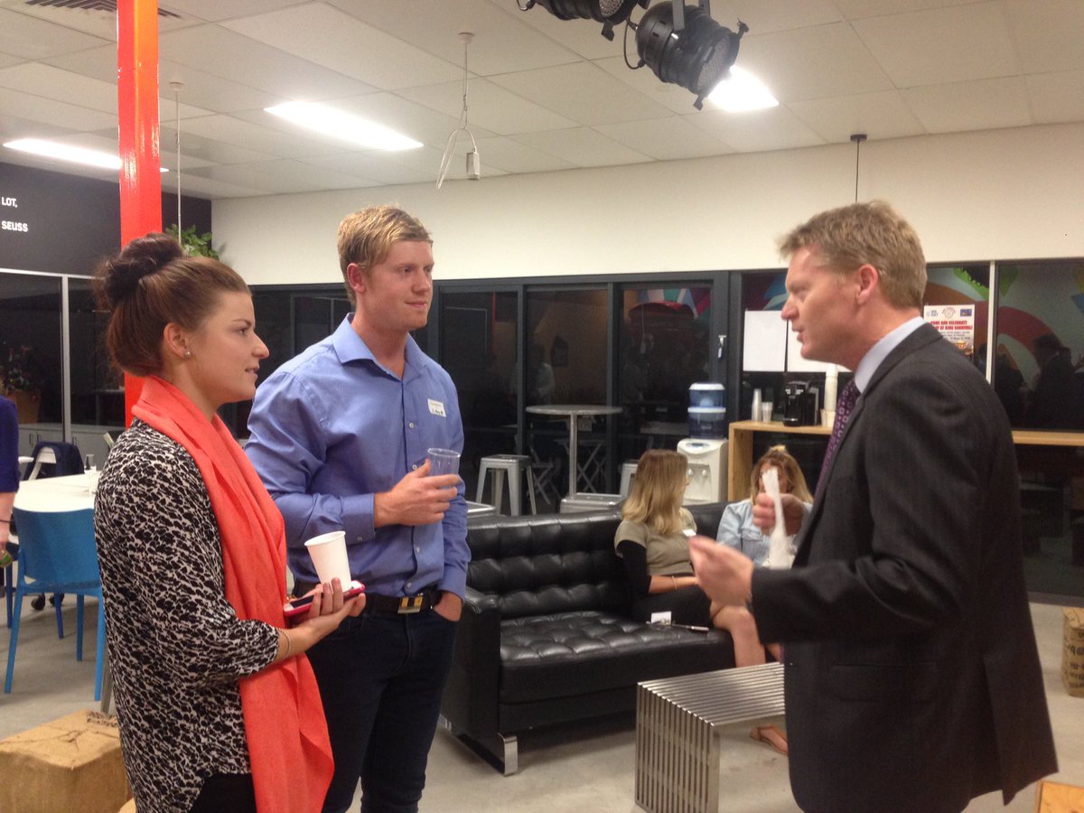 Murdoch_BusGov's tweet photo. @DavidFlanagan_ Launching #Mandurah Young Professionals at Make Place @MurdochUni @PeelChamber @bethemakers https://t.co/vDqNzNOTFw