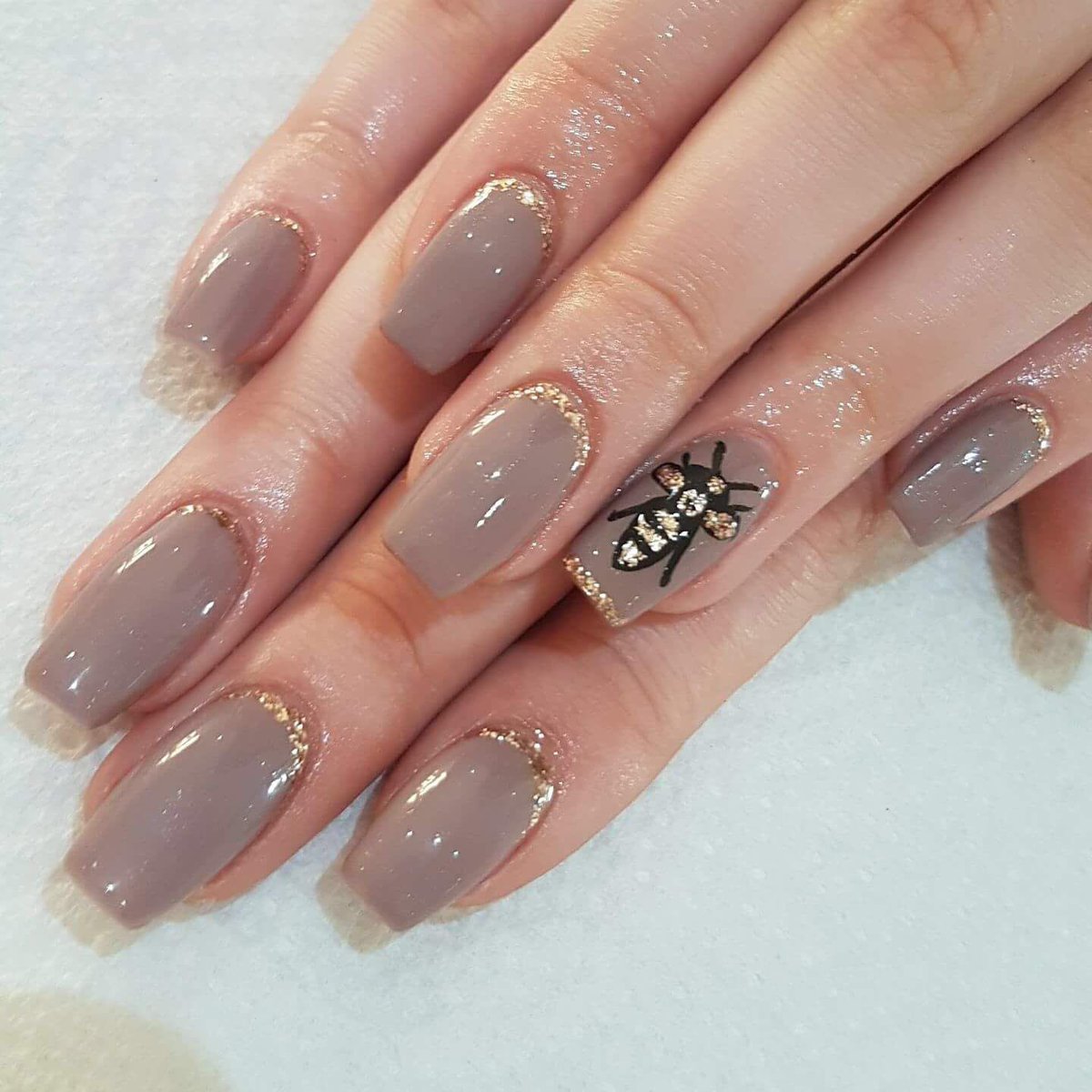 loobylouband's tweet photo. @StephsBeautyX Gel nails with #manchesterbee 🐝 only £15 - ALL money to go to the @JustGiving fund #booknow 💅🏻01613511115 #Dukinfield Pls RT https://t.co/FGWDJgLMXG