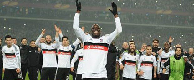 Hangimiz sevmedik ki, Demba Ba... Demba Ba...Happy Birthday 