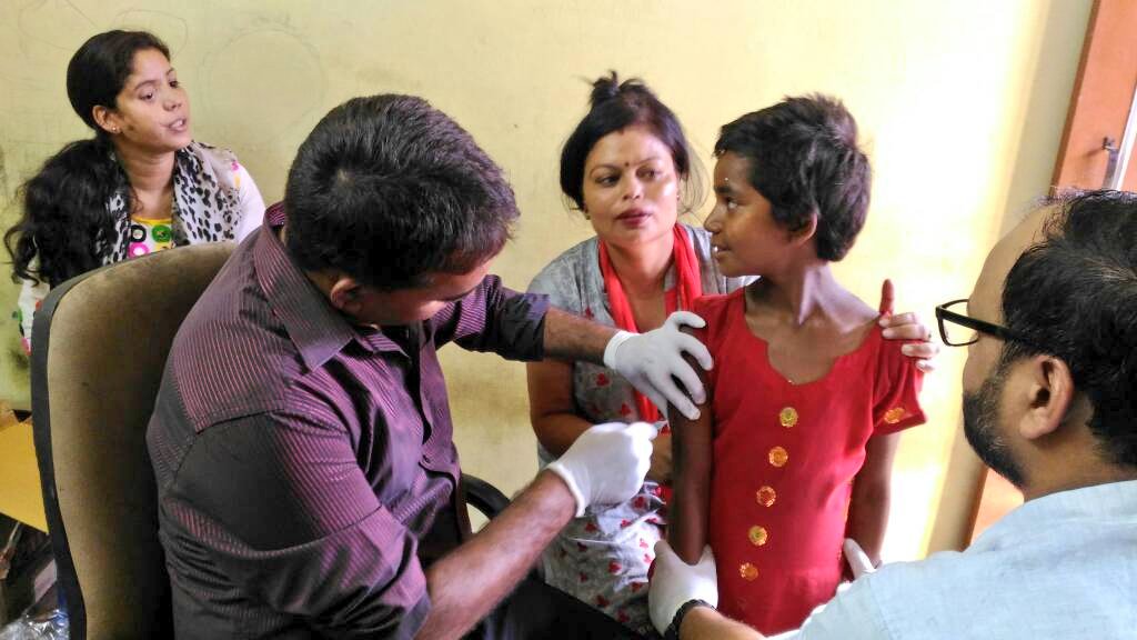 Prevent disease..#IMMUNIZE!Aasraa trust innoculates123 children for #HepB .Keep children healthy.Thankyou #MaxIndiaFoundation