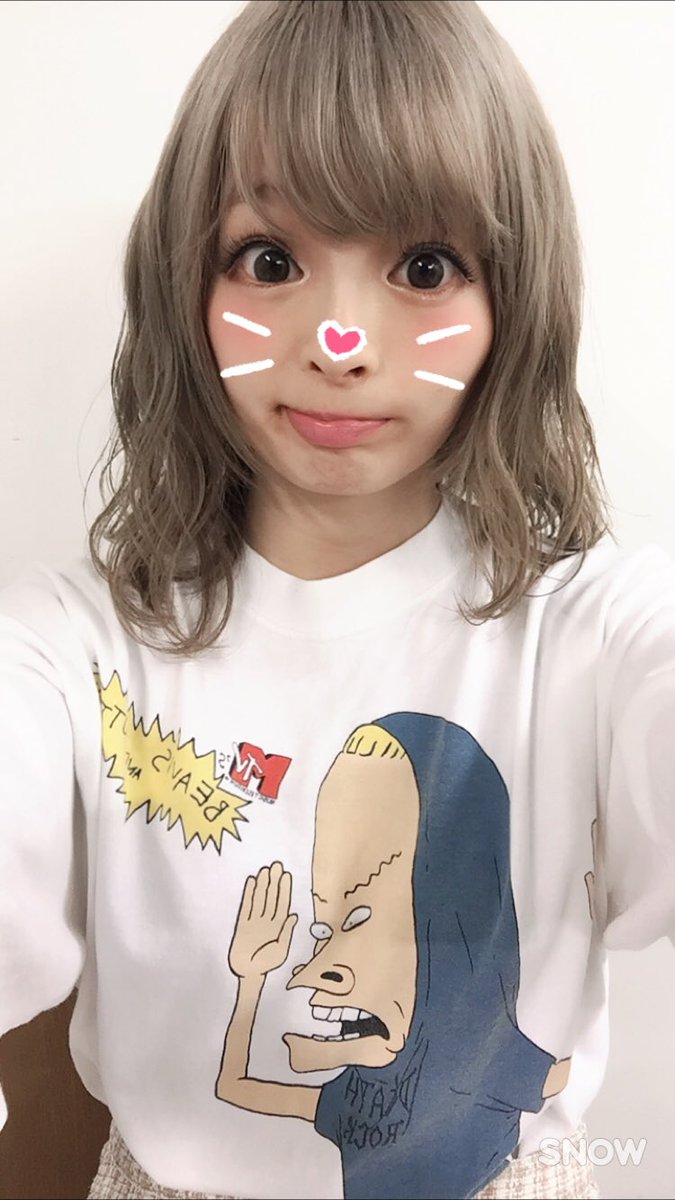 きゃりーぱみゅぱみゅ Di Twitter 誕生日プレゼントにもらったｔシャツ着たよ