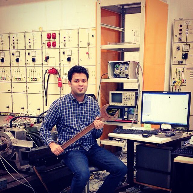 silwanen's tweet image. For extra-large problems in life! #ThrowbackThursday #LabDiaries