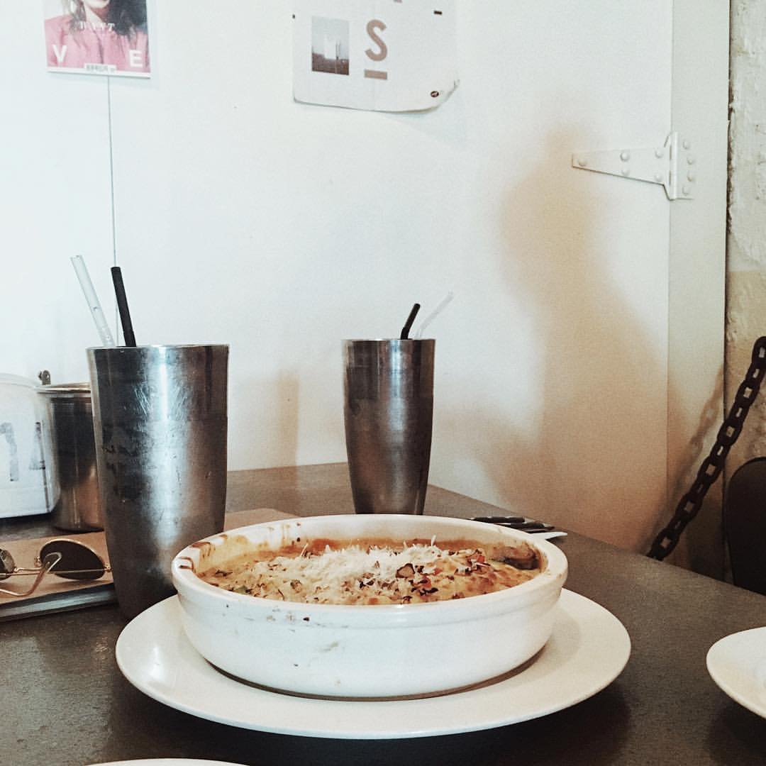 angednlv's tweet photo. [ angelinadanilova ig post update ]

Pre-workout lunch with Esna 언니~ https://t.co/e7StPvCDIa