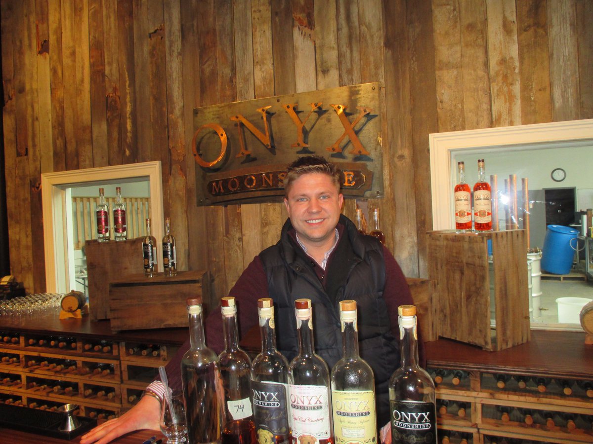 Living Proof: The story of how <a href="/AdamvonGootkin/">Adam von Gootkin</a> turned his #startup #moonshine company into the great <a href="/OnyxMoonshine/">Onyx Spirits Company</a>.
goo.gl/nEU5ZW