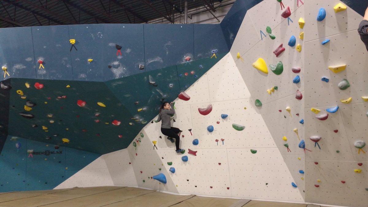 BCSSLax's tweet image. GR 12 girls Phys Ed! @bcssbucks #toprockclimbing