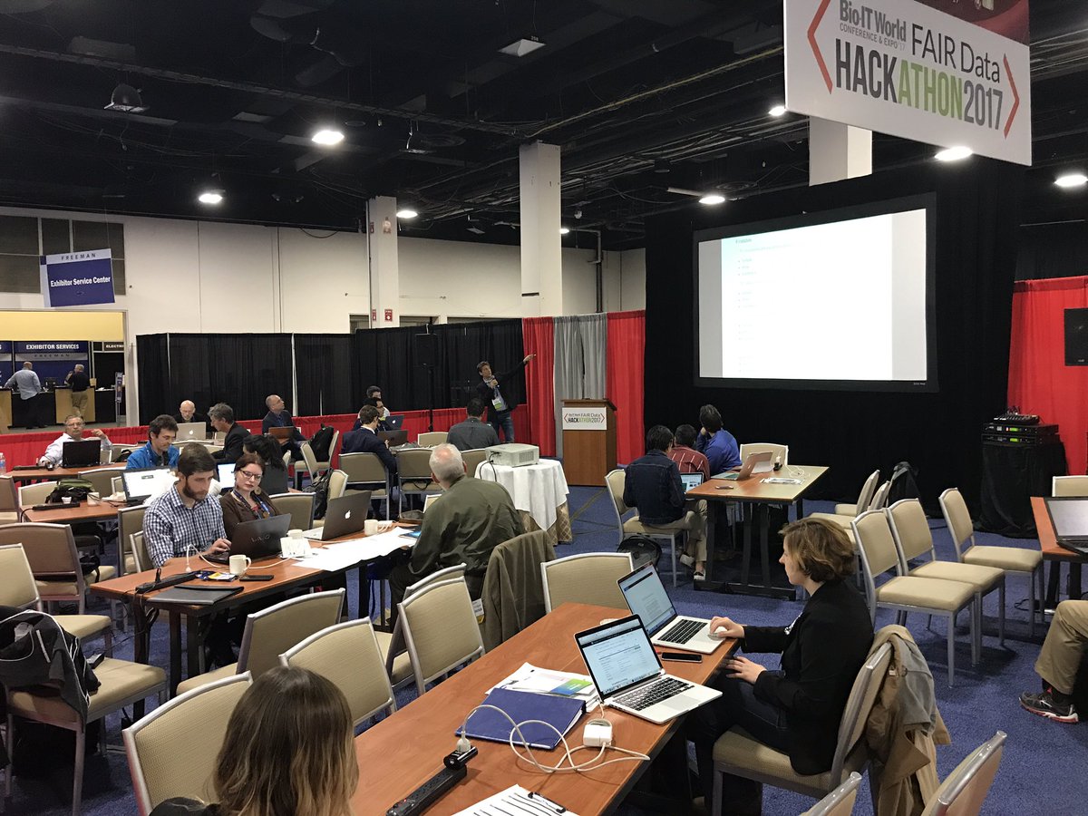 fpattyn's tweet photo. Stop hacking team! Dr. Erik Schultes of @DTL_nl starts the last phase of the competition of the #BioITDatathon : the jury is ready #BioIT17 https://t.co/fZY6jwcSCD
