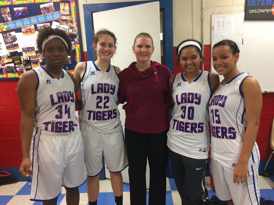 hoopsmp1's tweet photo. Happy Graduation Day to these beauties!! We will miss you guys! The sky is the limit for all four of you, can't wait to see what y'all do! https://t.co/Kssfb1jzAG