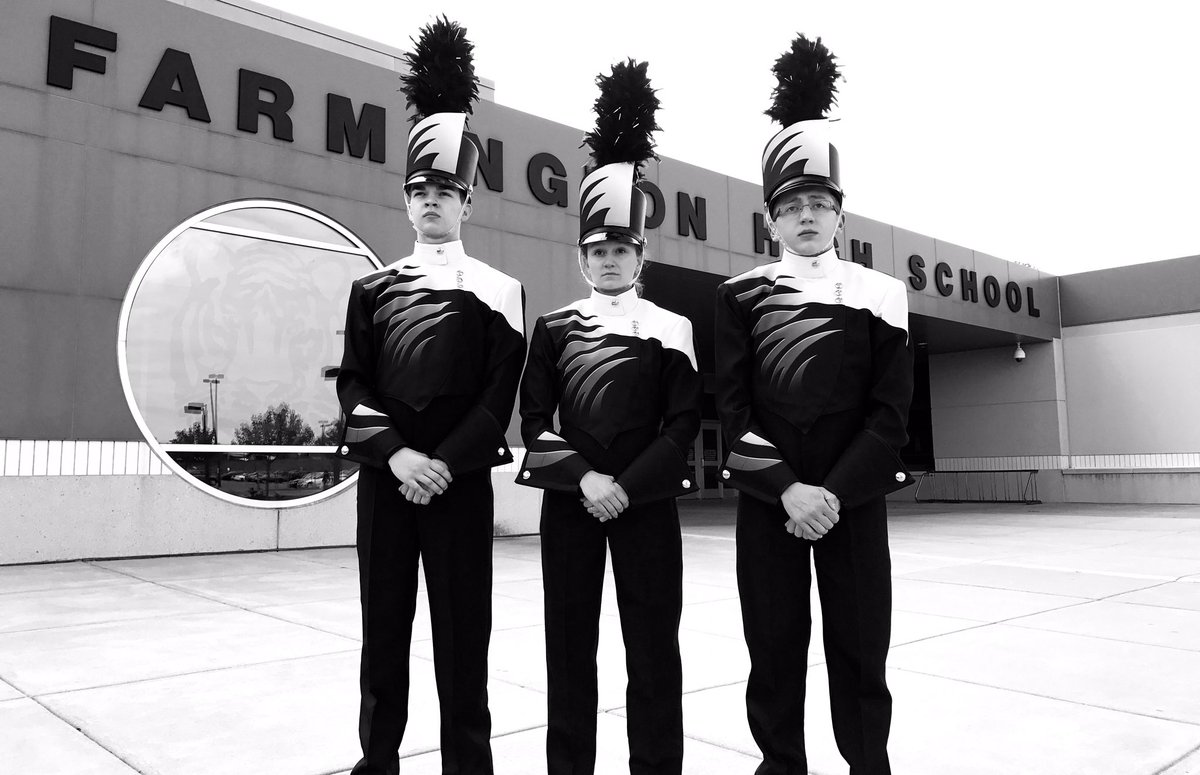 FHSTigerBand1's tweet photo. Sooooo proud of our new marching band uniforms! SHARP!!!! @FHSBerg @ISD192Athletics @Soup192 @district192 @LPierce192 @FredJMillerInc https://t.co/qwQofsAtLU