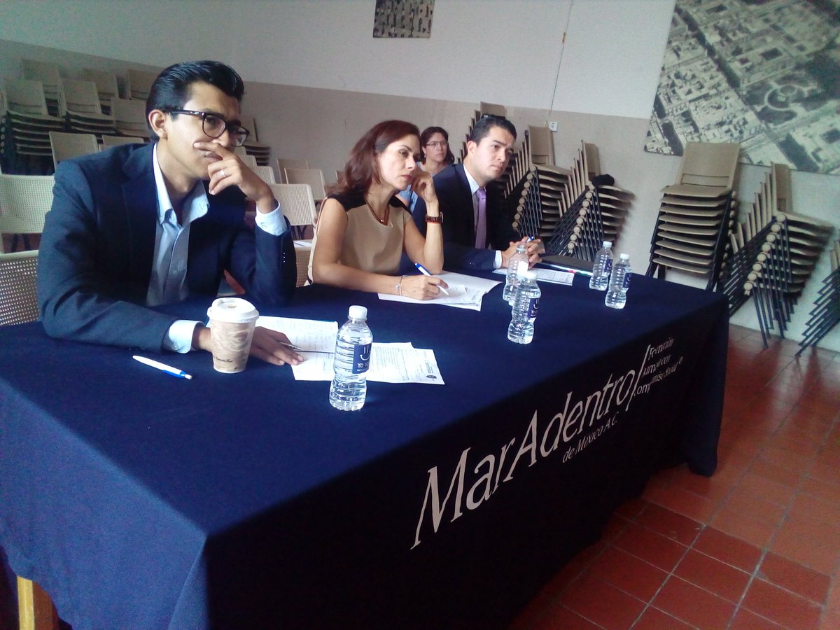 MarAdentroAC's tweet photo. #4tosDeFinal de #Interprepas2017 presentado por @ContraloriaJal LISI vs @PrepaTecGDL #ContigoContraloria #DebatirEsTrascender ¡mucho éxito! https://t.co/GnSMiNwVVh