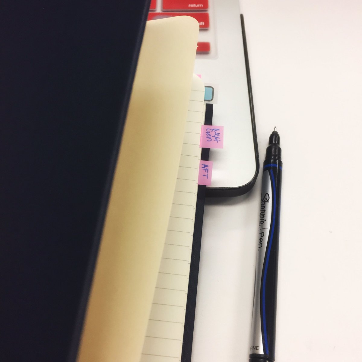 LB_WIT's tweet photo. Starting a brand new notebook!!! #OrganizeWithHeart #SoOnBrand https://t.co/FAPk2rlrG8