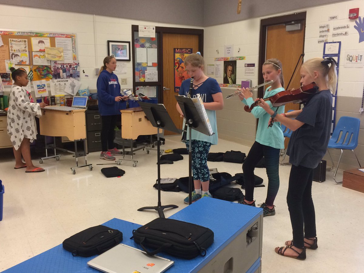 JrElksMusic's tweet photo. Many tools, one goal--create a variation of Ode to Joy #AwesomeJrElks https://t.co/yhp5UislaN