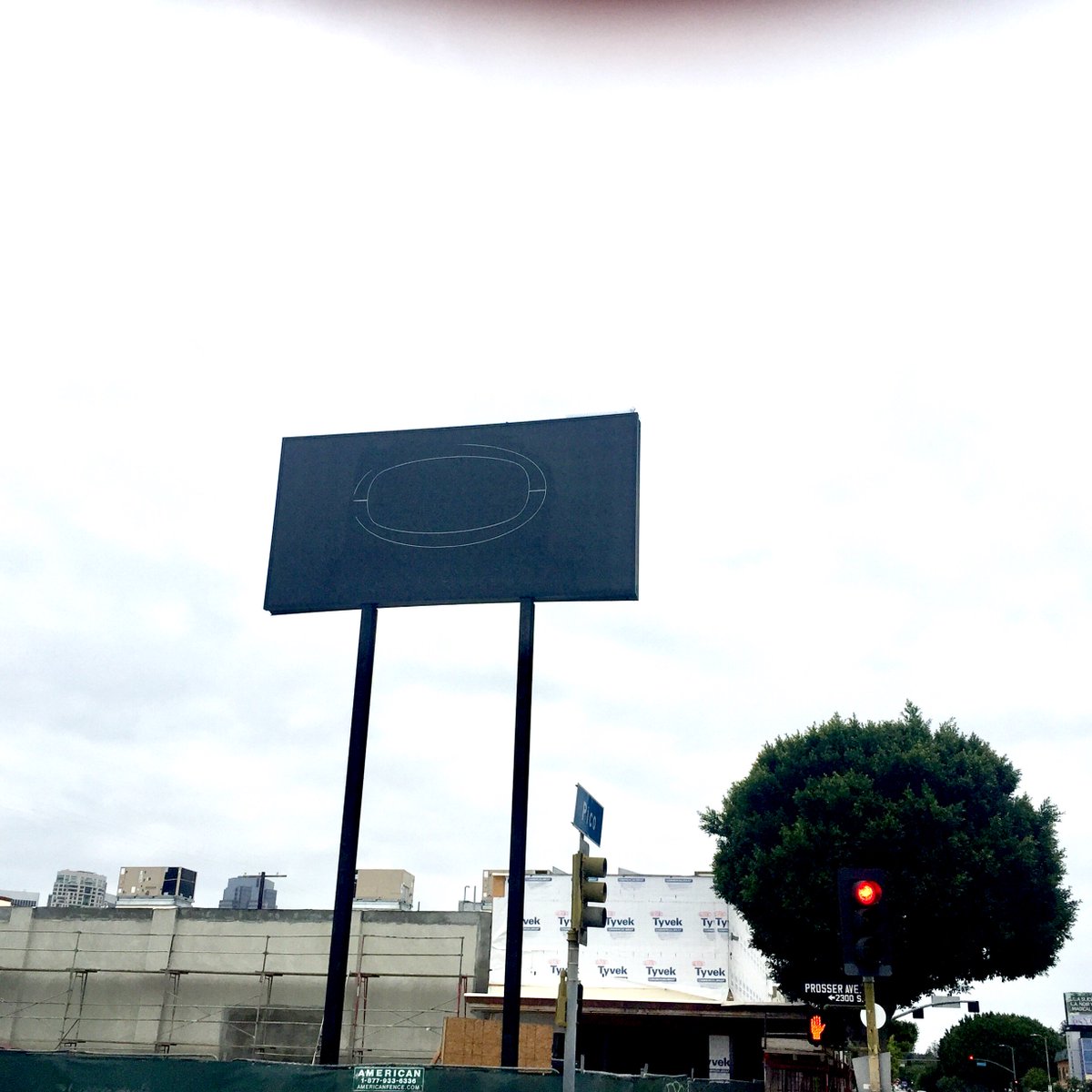 techillusions's tweet image. Are we the only ones that see HMDs in even the ordinary places.  #ARobsessed #HMDeverywhere