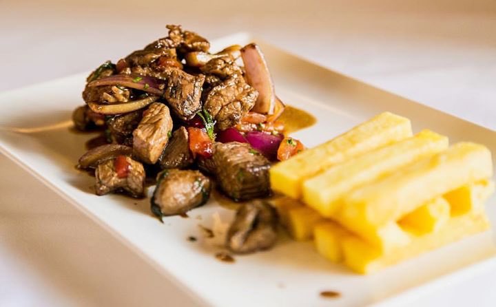 Pisco41's tweet photo. #FelizJueves hoy te recomendamos un plato de influencia chino cantonés, el lomo saltado. Pruébalo en #Pisco41 #Wok #Madrid #foodies https://t.co/5sXFV9Rap4