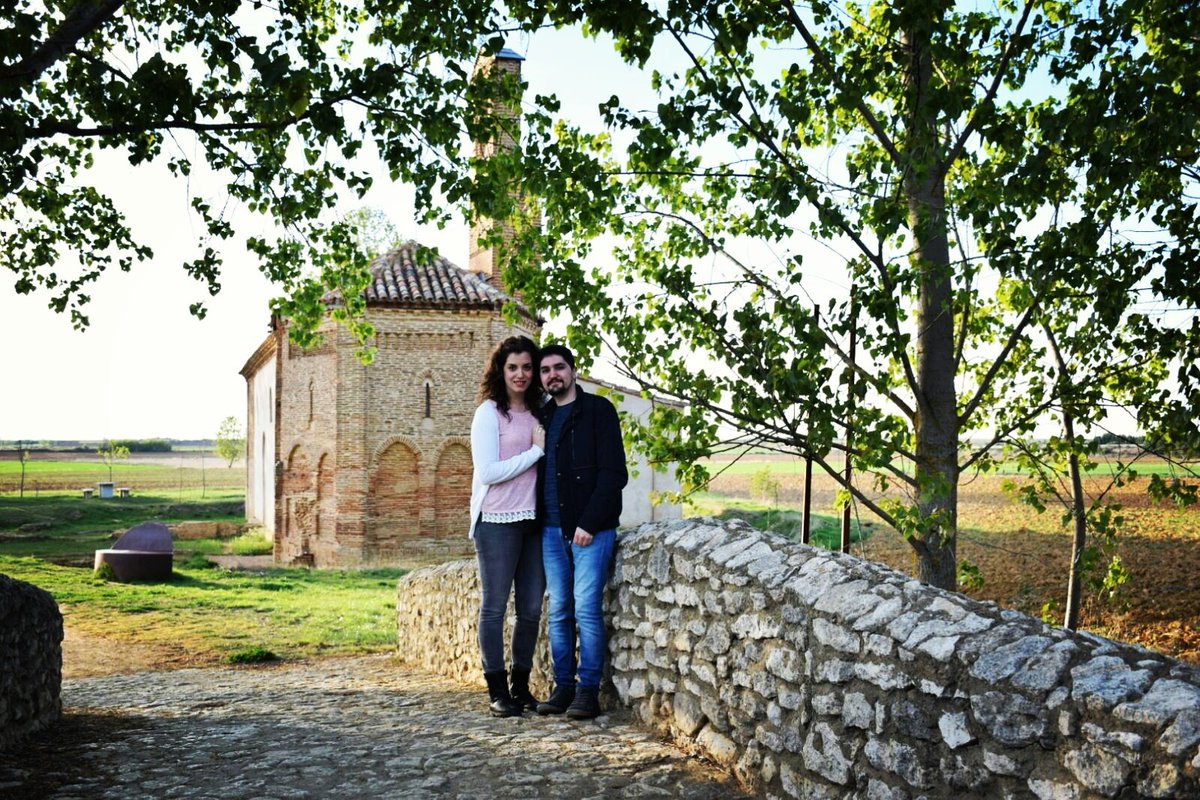 ElenuskiCL25's tweet photo. Tú me haces diferente simplemente con el solo hecho de existir. TN #25 #otromás ❤🍀💑  @DieguinuskiCL25 https://t.co/Q7KFK57iXZ
